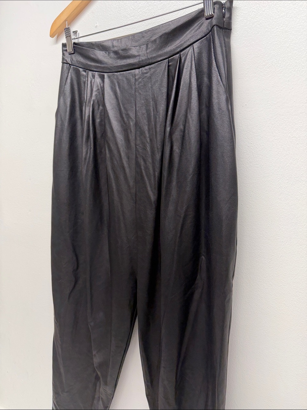 Meg Pants Slacks Wide Leg Faux Leather Pleated Pockets High Rise Zip Black Small - Picture 3 of 7